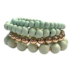 136. Women’s Mint & Natural 4-Strand Bracelet Set NWT
